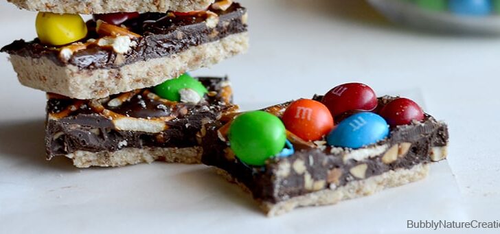 Peanut M&M Pretzel Bars!