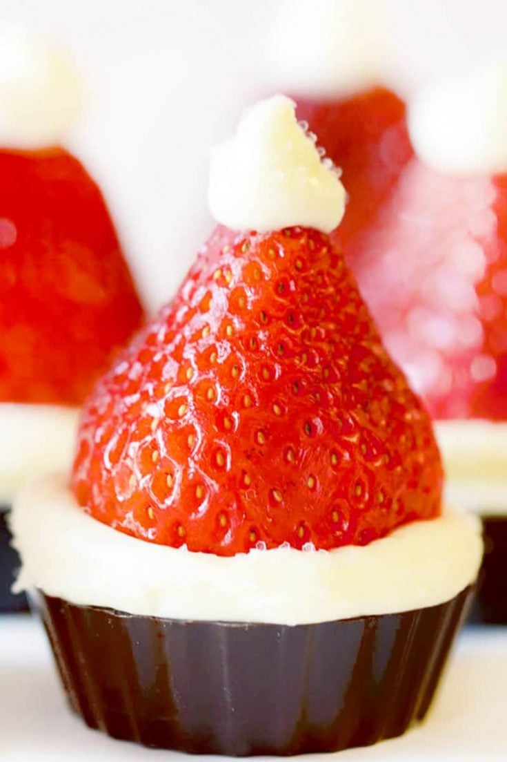 Santa Hat Cheesecake Bites ⋆ No Bake ⋆ Sprinkle Some Fun