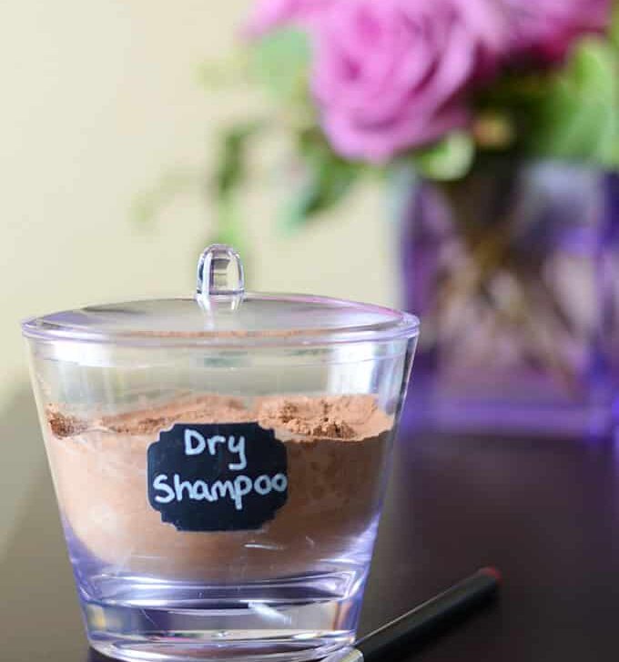 DIY Dry Shampoo for Dark Hair