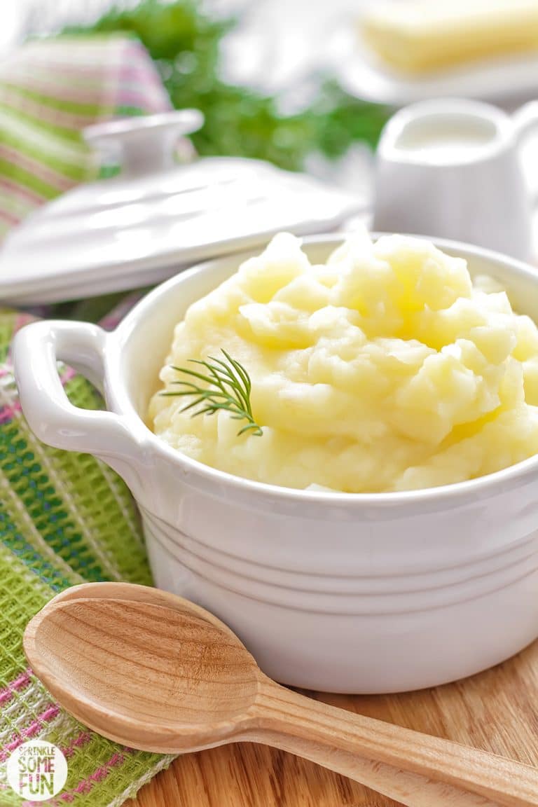 Whipped Potatoes ⋆ Mom's Creamy Mashed Potatoes ⋆ Sprinkle Some Fun