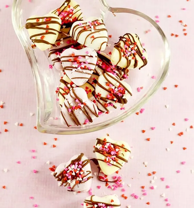 Frozen Yogurt Valentine Bon Bons!