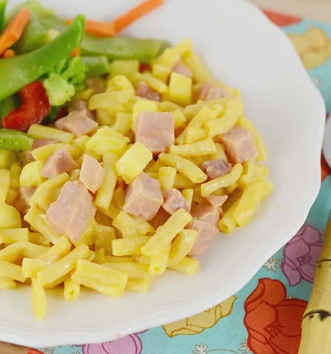 Hawaiian Pizza Style KRAFT Macaroni and Cheese