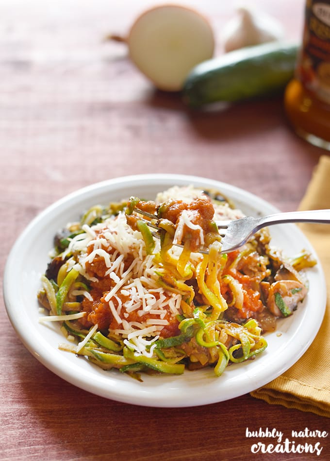 Sautéed Zucchini Noodles & Mushrooms with Marinara • Sprinkle Some Fun
