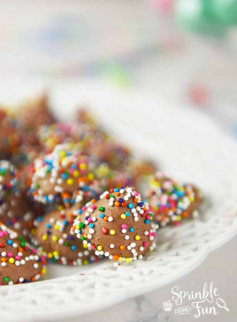 Frozen Chocolate Mousse Kisses Dessert Recipe