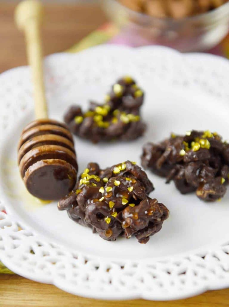 No Bake Honey Nut Chocolate Clusters ⋆ Sprinkle Some Fun