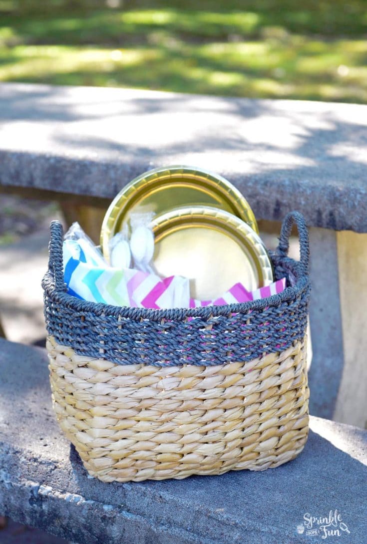 Picnic Kit List for Picnics Anytime ⋆ Sprinkle Some Fun